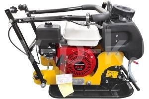 Виброплита ТСС TSS-VP70TH (колесный комплект, бак) Виброплита ТСС TSS-VP70TH (колесный комплект, бак) фото