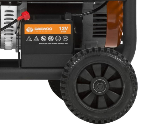 Бензиновый генератор DAEWOO GDA 7800E-3 Бензиновый генератор DAEWOO GDA 7800E-3