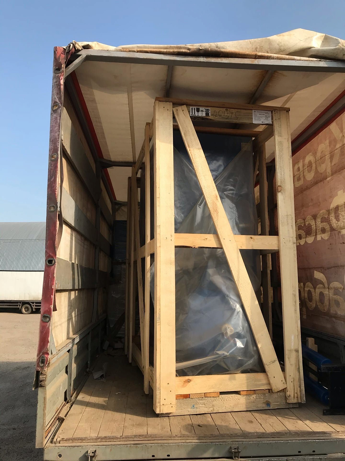 Поставка винтового компрессора на Казанский завод