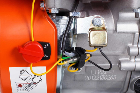 Бензиновый генератор  GG-2200L